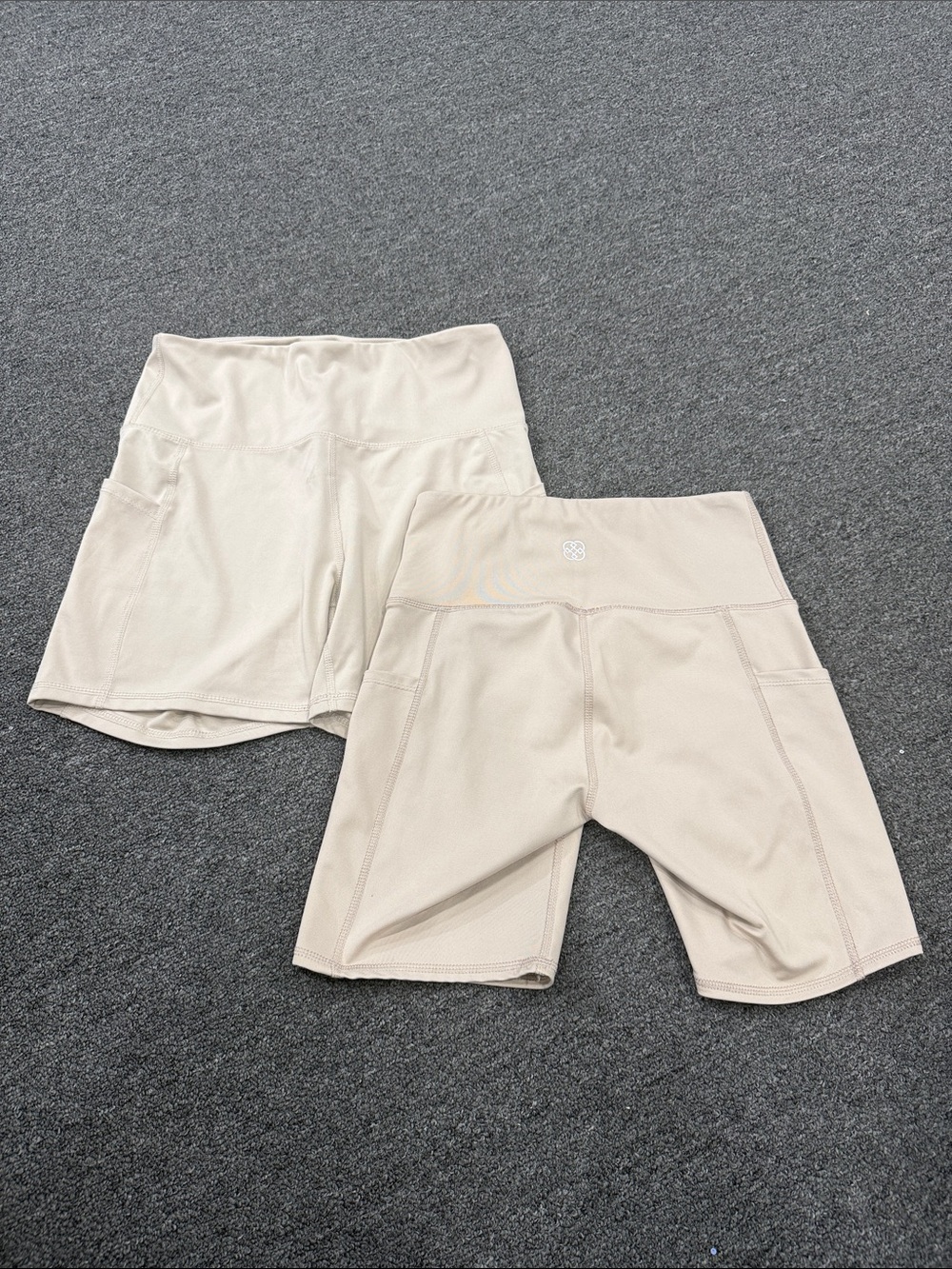 Daisy Fuentes Beige Athletic Shorts with Side Pockets
